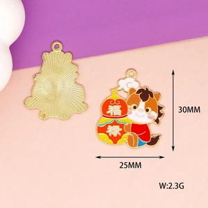 Detailed view of enamel zodiac horse charm with dimensions 30x25mm and weight 2.3g