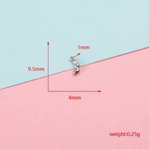 Detailed dimensions and weight specifications for a small stainless steel bean pod charm