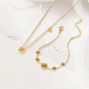 Élégant Collier en Acier Titane Rose Camélia Bracelet Boucles d'Oreilles à Franges Bijoux pour Femmes Plaqués Or Floral Accessoire de Mode