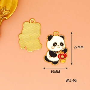 Detailweergave van panda-legering emaille bedel met afmetingen 27x19mm en 2,4g gewicht