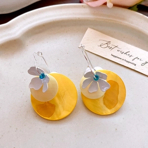 Stylish dopamine style yellow resin flower drop earrings with S925 silver needles