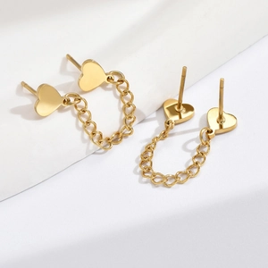 Boucles d'oreilles cœur dorées pour double perçage avec chaîne en acier inoxydable