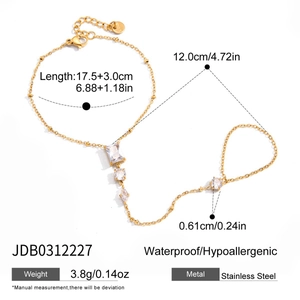 Pulsera de cadena de mano de acero inoxidable dorado con circón y medidas detalladas