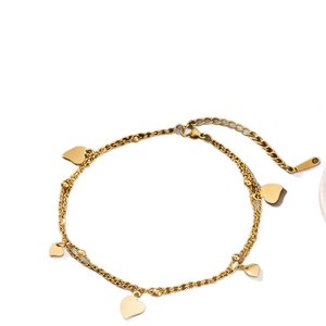 Double-layered gold heart anklet in stainless steel with polished charms and adjustable chain