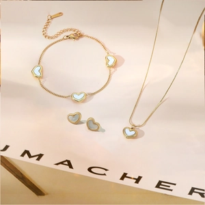 Stainless Steel Heart Shell Necklace Bracelet Earrings Collection Gold Plated Elegant Fashion For Women