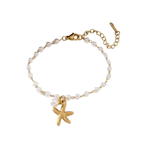 Bracciale di perle a stella marina con ciondolo dorato e catena regolabile per l'estate
