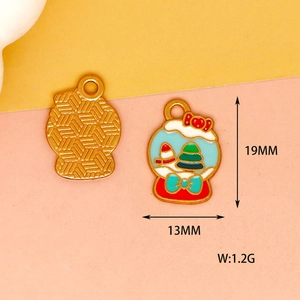 Christmas gumball machine enamel charm with dimensions 19x13mm and 1.2g weight specifications