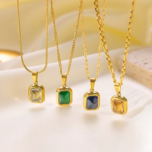 Collier Pendentif Rétro Avec Pierre Gemme Rectangulaire Acier Inoxydable Plaqué Or 18K Bijou Hip Hop Géométrique Femme