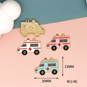 Ciondoli in lega a forma di ambulanza per gioielli fai-da-te, vista dettagliata 30mm x 23mm.