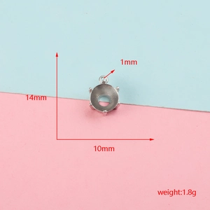 Detailaufnahme einer 6-Zinken-Schmuckfassung aus Edelstahl mit 10 mm Breitenausmessung