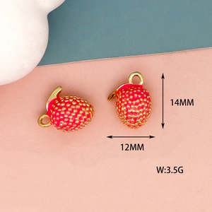 Detail showing pink strawberry charm dimensions: 14mm height, 12mm width, weight 3.5g