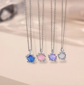 Scallop Shell Pendant Necklace With Colorful Zirconia And Mother Of Artificial Pearl Inlay Copper Ocean Theme Romantic For Women