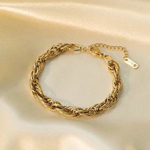 Bracelet en acier inoxydable doré à maille corde torsadée avec fermoir et rallonge