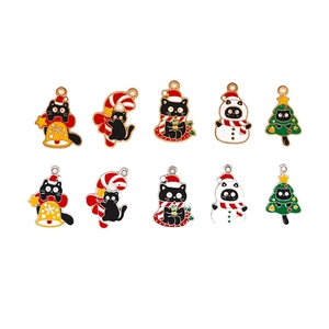 Collectie van kerst emaille bedeltjes zwarte kat voor DIY sieraden ontwerpen