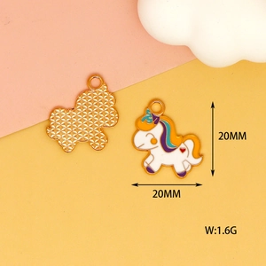 Detailansicht eines 20 mm Einhorn-Emaille-Anhängers mit präzisen Größen- und Gewichtsangaben
