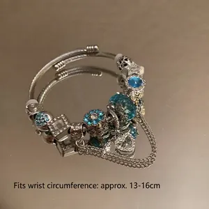 Handgefertigtes Edelstahl-Perlenarmband mit blauen Anhängern für 13-16cm Handgelenke