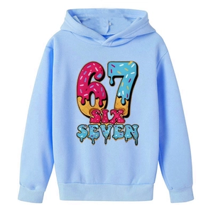 Sweat à capuche bleu clair pour garçon avec imprimé créatif chiffre 67 style donut