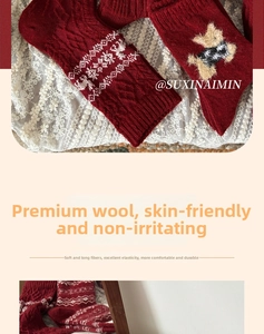 Dettaglio della trama in lana rossa con motivi geometrici e di alce jacquard bianchi