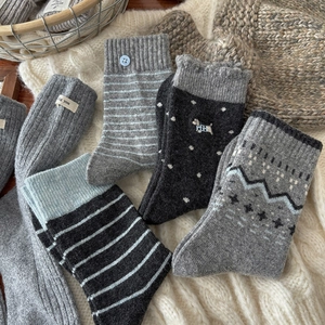 Women Wool Blend Socks Winter Thickened Warm Mid Calf Socks Korean Style Patch Dog Embroidery Striped Knitted Crew Socks