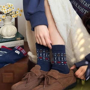 Women Mid Tube Slouch Socks Wool Blend Combed Cotton Warm Thick Winter Retro Bear Stripe Heart Patterns