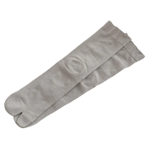 Breathable grey silk blend two-toe socks with split-toe design for daily wear