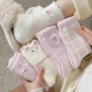Women Coral Velvet Mid Calf Socks Thick Warm Winter Sleeping Home Wear Cartoon Cat Embroidered Soft Fuzzy Sweet Style