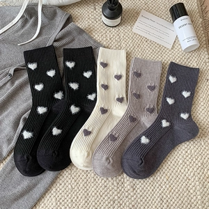 Chaussettes Mi-Mollet Femmes Mélange Viscose Tricot Côtelé Motif Cœur Flocage 3D Style Doux Coréen Épaissi Chaud Mode