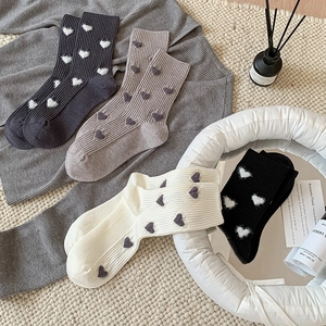 Chaussettes épaisses à cœurs floqués en noir, blanc et gris, pack de mi-mollet