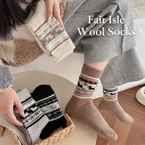 Calze in lana con motivo Fair Isle da donna in vari colori per calore e comfort invernali