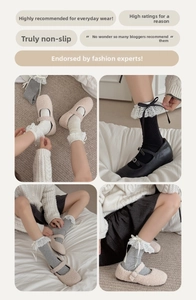 Dettaglio calze JK Lolita con delicato bordo in pizzo e fiocco in nastro in diversi colori