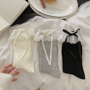 Calze con volant e fiocchi in bianco crema, grigio e nero, stile Lolita
