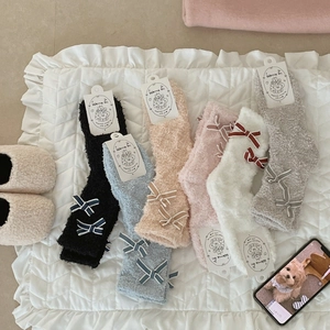Damen Socken Korallenfleece Doppelte Schleife Verdickt Warm Plüsch Schlafsocken Haus Socken Süß Bequem