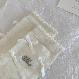 Jambières blanches en tricot avec nœuds satinés, dentelle et broderie Ciao
