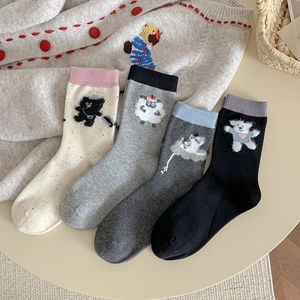 Women Cartoon Animal Crew Socks Cotton Blend Color Block Ribbed Cuffs Japanese Style Slouch Socks Breathable Soft