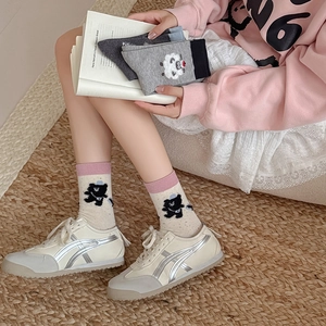 Kawaii animal crew socks with cartoon bear and sheep patterns in colorful knit cotton