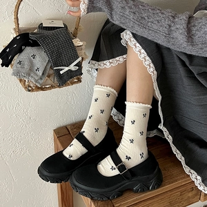 Bow tie mid-calf socks with lace trim for women, cotton knit in gray and white tones