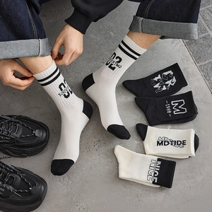 Men's cotton crew socks set with American street style letter prints and stripes