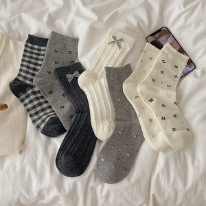 Fashion Mid-Calf Crew Socks For Women Cotton Blend Floral Bowknot Pattern Lettuce Edge Korean Style Breathable Seamless