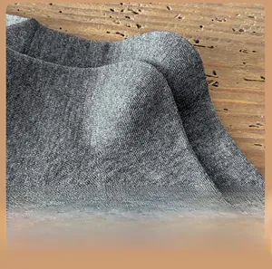 Close-up of the grey knitted cotton sock heel showing seamless stitching and ergonomic design