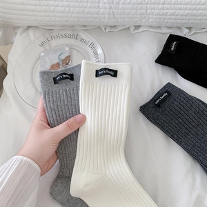 Women Mid-Calf Crew Socks Combed Cotton Ribbed Knit Letter Label Breathable Casual Slouch Style Korean Fashion Soft