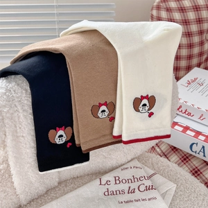 Trois paires de chaussettes mignonnes brodées avec chiots en noir, kaki et beige