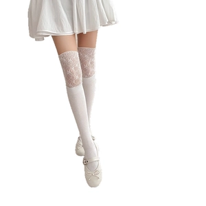 Bas au-dessus du genou en dentelle blanche avec motifs nœuds et maille côtelée Lolita