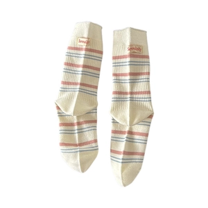 Cremeweiße Baumwollsocken mit rosa Streifen und Serendipity-Label für Damen