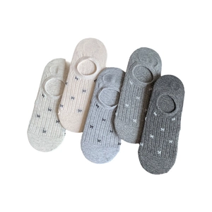 Five-pack of low cut invisible mesh socks for women featuring cute bow patterns