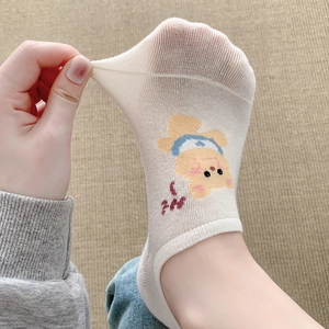 Stretchable white cotton invisible socks featuring a cute cartoon bear and non-slip design