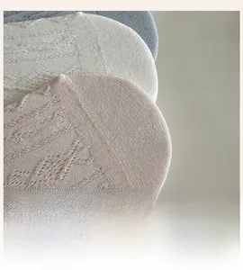 Detailed close-up of seamless toe stitching on cotton blend low cut boat socks