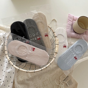 Women No Show Socks Combed Cotton Invisible Shallow Mouth Strawberry Embroidery Bow Cable Knit Sweet Style Non Slip