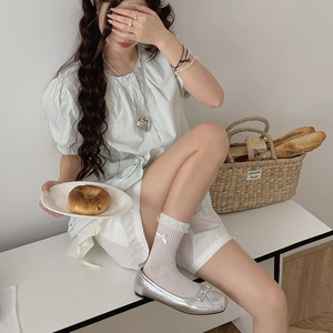 Sweet ballet style white lace trim calf socks with bows and silver ballet flats
