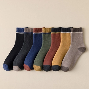 Herren Crew Socken Verdickt Warm Gestrickt Kontrastfarbe Frottee Winter Retro Lässig Sportlich Weich Atmungsaktiv