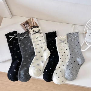 Chaussettes Mi-mollet En Mélange De Coton Pour Femmes Nœud Papillon Bordure Ondulée À Pois Doux